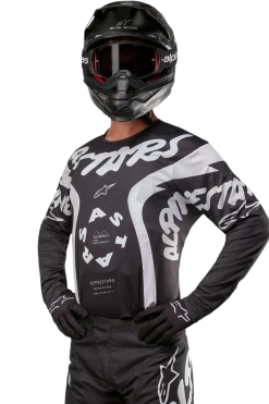 Racer Hana Trikot 2024