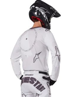 2025 Racer Hollow Bekleidungsset