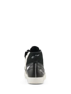 Stated Flair Schuhe