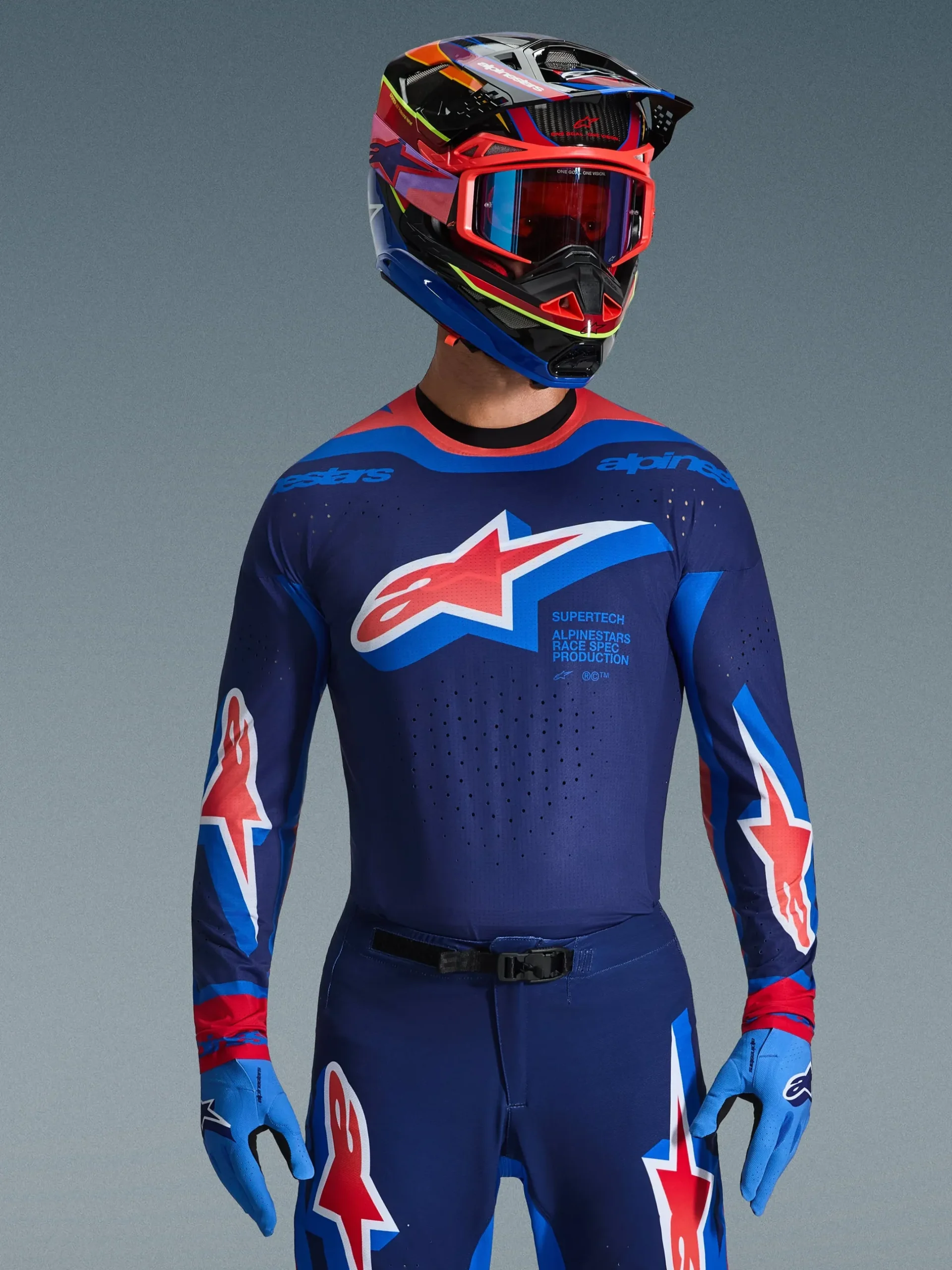 2026 Supertech Vista Bekleidungsset